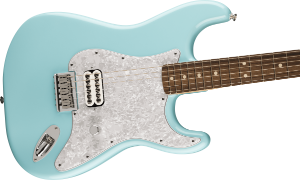 Fender Tom DeLonge Stratocaster Daphne Blue